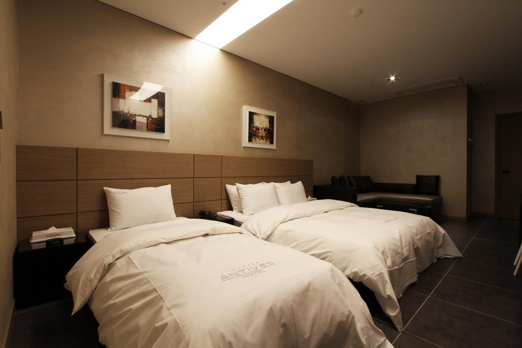 Antives Hotel Коян Номер фото